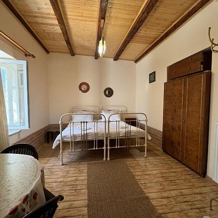 Elizabeth'S Rooms Kutaisi Exterior photo